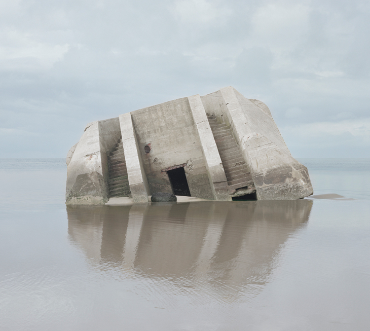 © Noémie Goudal Combat, Série Haven Her Body Was, 2012