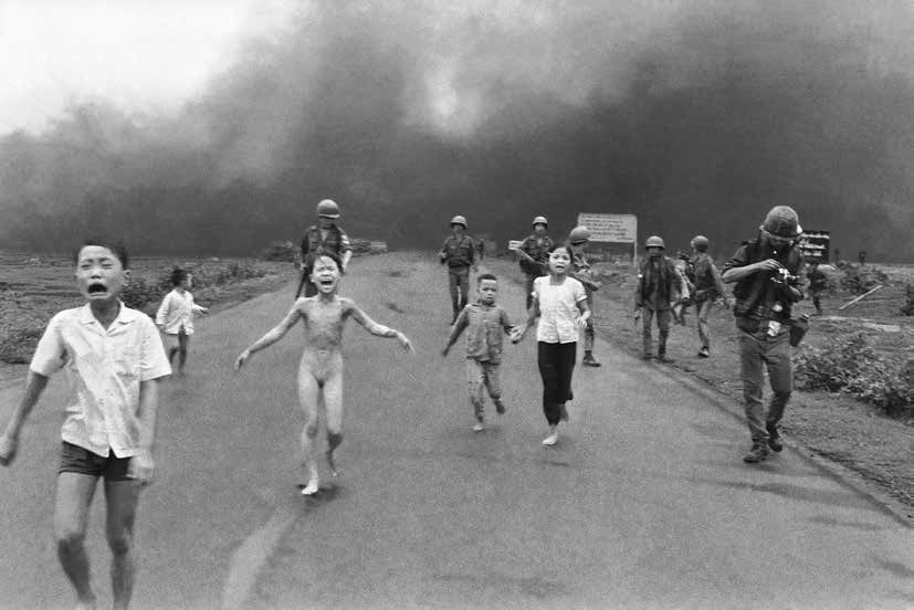 « Napalm Girl », village de Trang Bang, Vietnam du Sud © Nick Ut