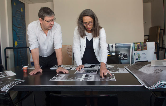 Philippe Bonnaud, Responsable de Production à Picto Défense et Céline Martin-Raget, Responsable du service des éditions du Musée du Quai Branly